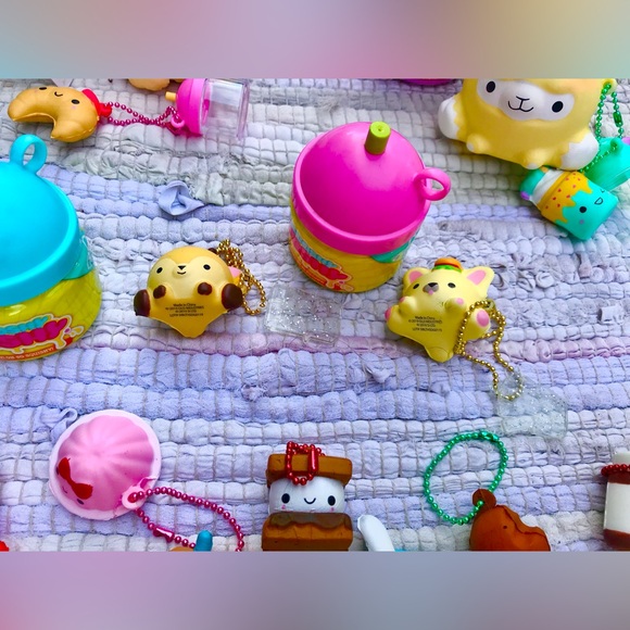 Huge Lot SMOOSHY MUSHY Slow Rise Food Snack Theme Animal Characters Trinket Toys - Picture 3 of 10